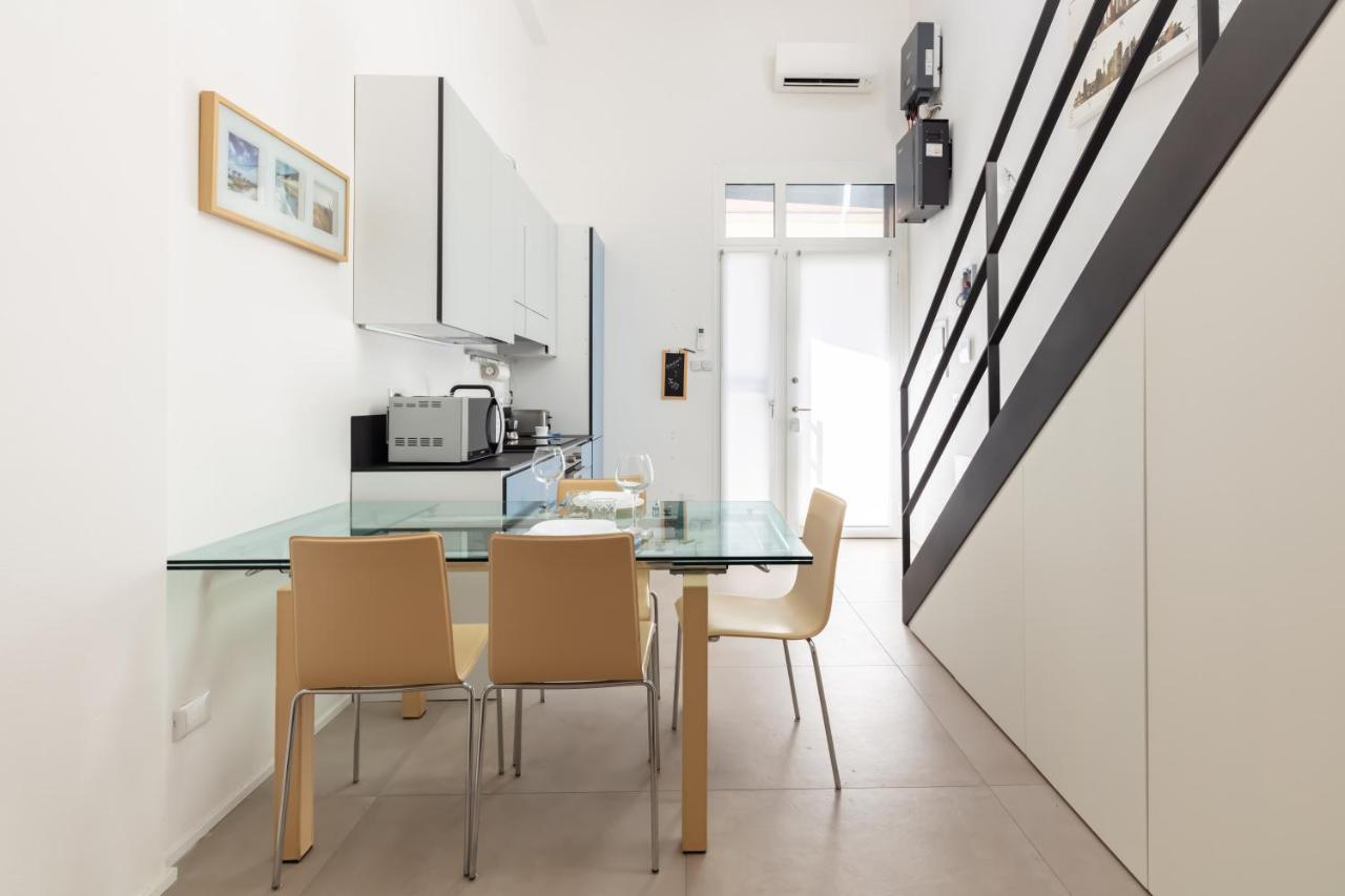 Ecoloft Apartment - Best Choice - By Host4U ボローニャ エクステリア 写真